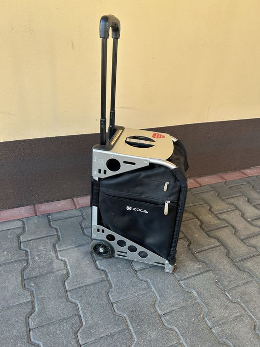 Kufer kosmetyczny / walizka na kółkach INGLOT