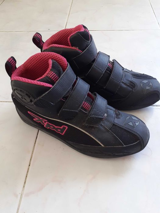 Tênis motard mulher