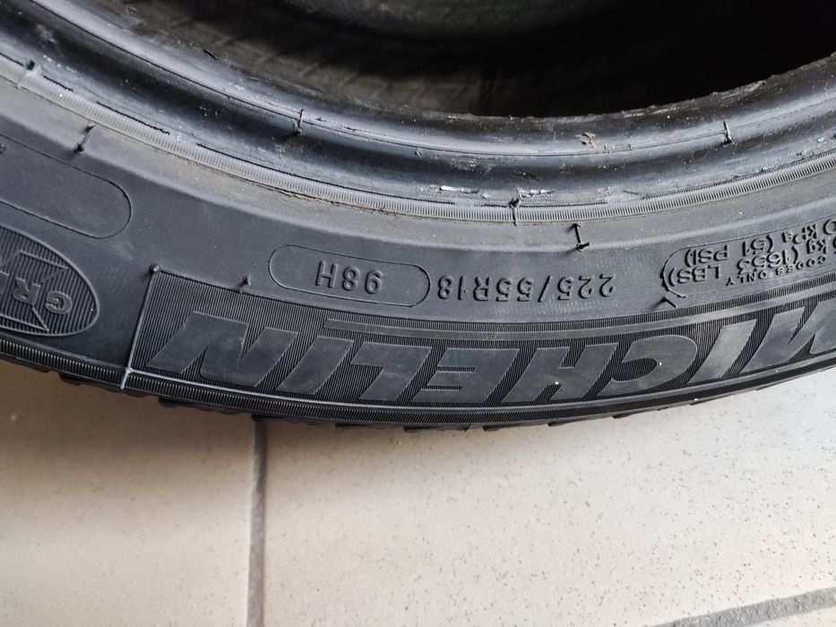 Продам зимові шини michelin x-ice 225/55/18