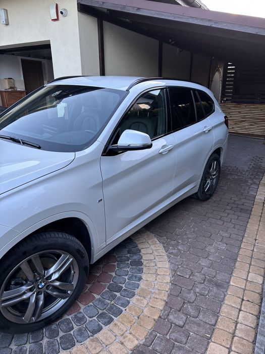 Samochód osobowy BMW X1