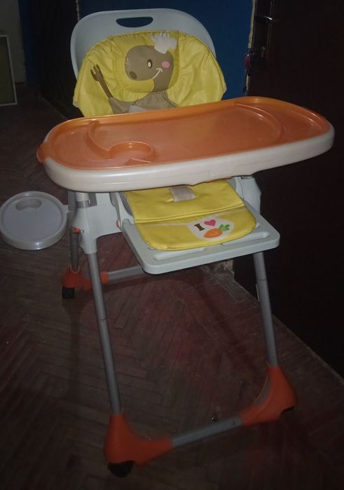 Детский столик, стульчик Chicco