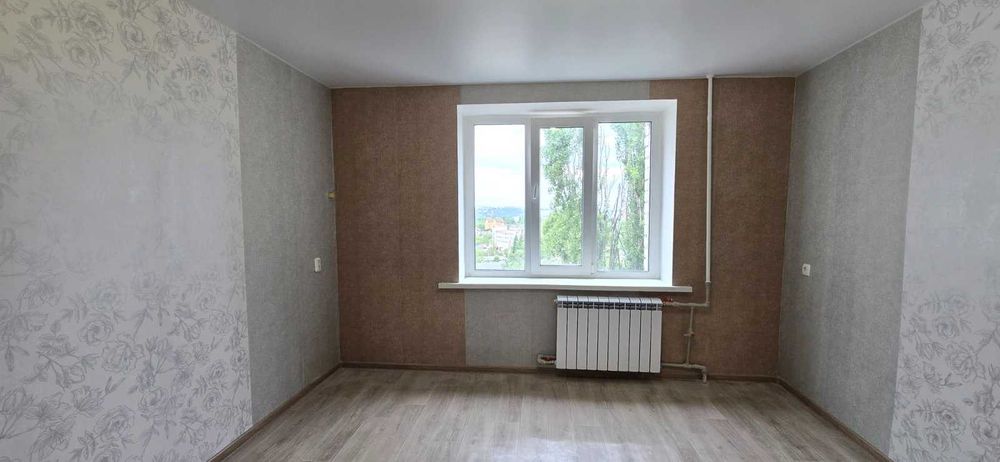 Продам 1 комн гостинку с РЕМОНТОМ, Салтовка J