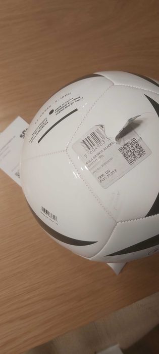Bola de futebol nova - Nike Academy Sporting emblema novo - com recibo de compra