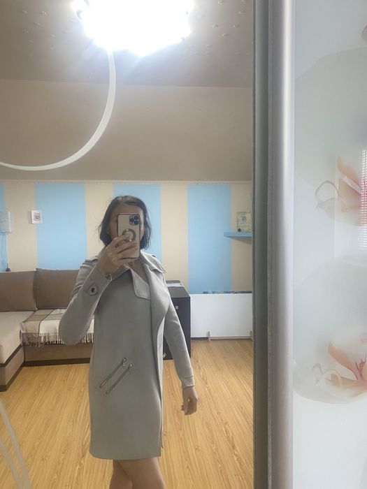 Плащ на запах. Розмір 8. River Island