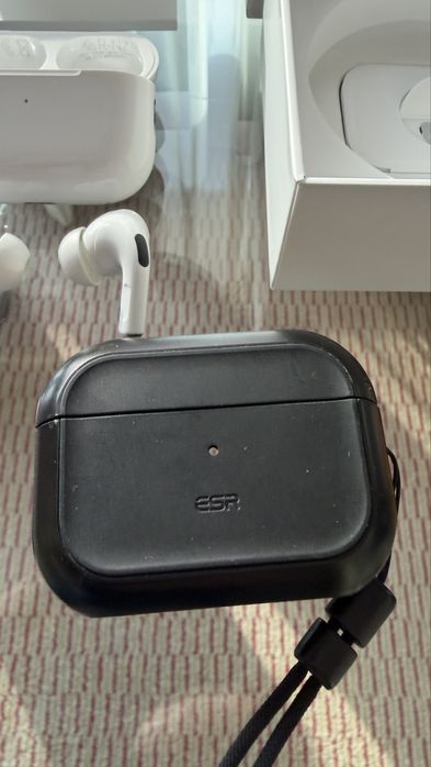 Sprzedam Apple AirPods Pro 2 (2. generacja) – Lightning