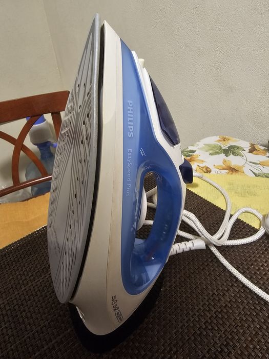 Продам праску philips