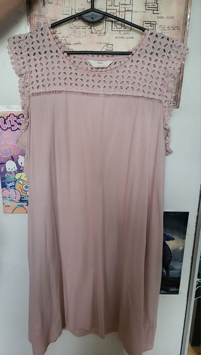 Sukienka letnia różowa