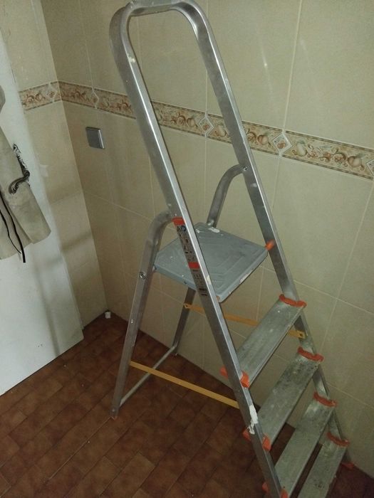 5-Step Stepladder515343771983554562