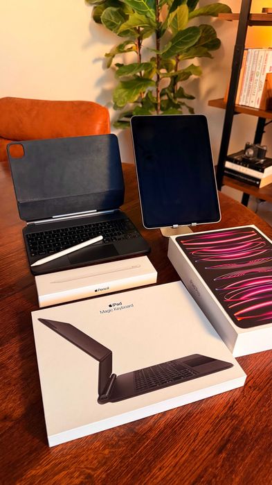 Ipad 11 pro 4 geração 128gb + Magic Keyboard Teclado + Apple pencil 2 geração