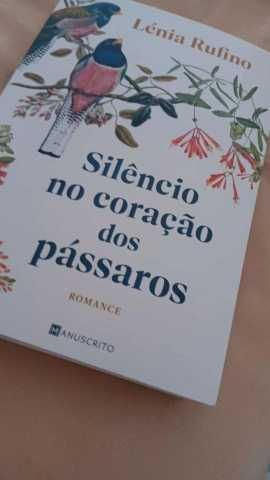 Livro novo Silêncio no Coração dos Pássaros de Lénia Rufino