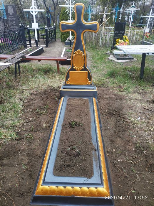 Вироби з граніту стели на пам'ятники