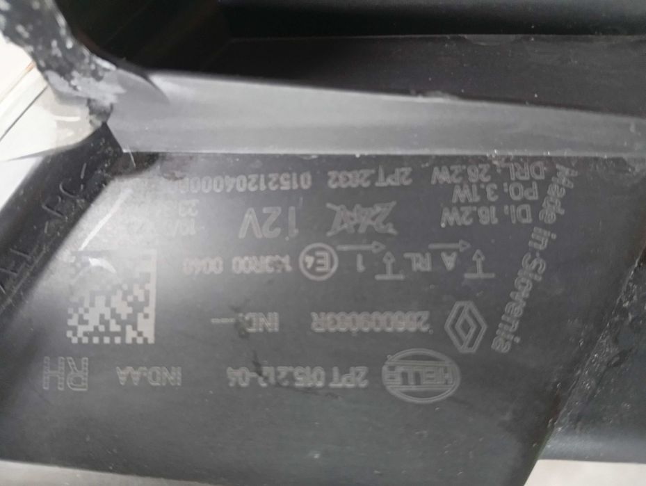 luz diurno drt renault megane E-TECH