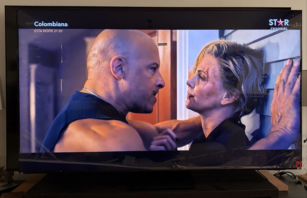 TV SAMSUNG 65” QLED (TQ65Q7F5AUXXC) (3 anos garantia)