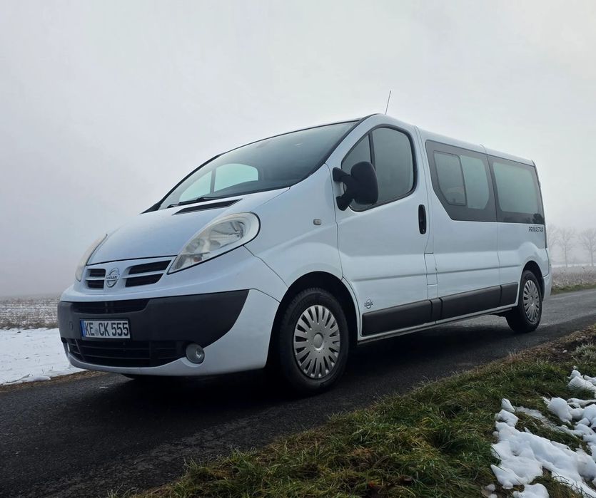 Nissan Primastar ,Trafic,Vivaro 11rok 2.0DCi euro4 LONG,9osób,nawiewyx2, opłacony,Serwi