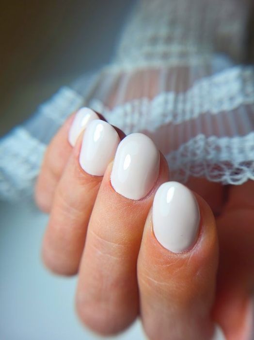 Stylizacja paznokci, manicure hybrydowy i żelowy w promocyjnych cenach