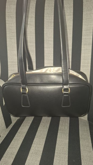 Продам ,сумку Prada,нова