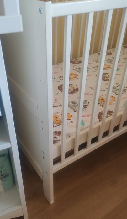 Łóżeczko ikea z materacem