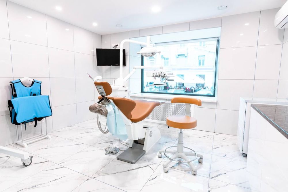 Аренда двух отдельных стоматологичных кабинетов,Печерск,оборудование