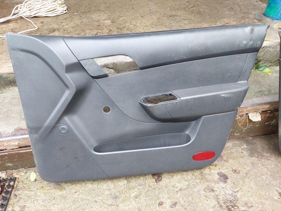 Дверниє карти авео т250