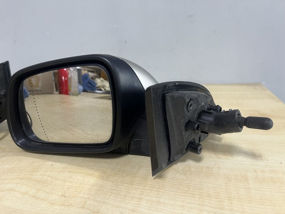 Дзеркало Peugeot307,ліве,праве