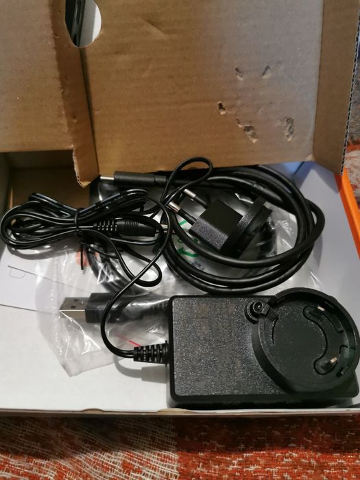 Адаптер для HDD и SSD любого типа с блоком питания и шнурами