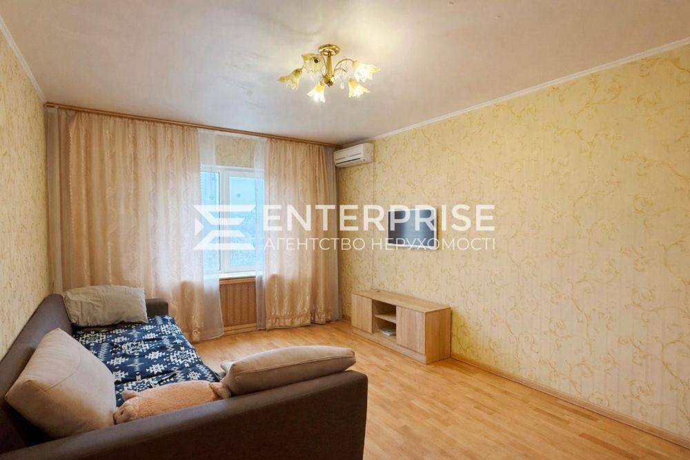 Apartment in Kyiv, 10-y mikrorayon Bilychiv, Bilychi - View 2