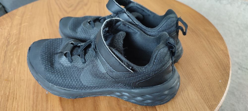 Nike Revolution 6 (PSV