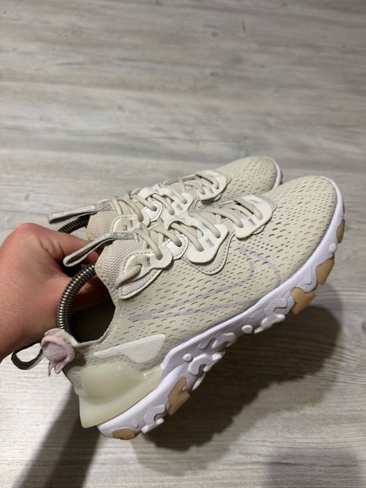 Жіночі кросівки Nike React Vision оригінал розмір 40