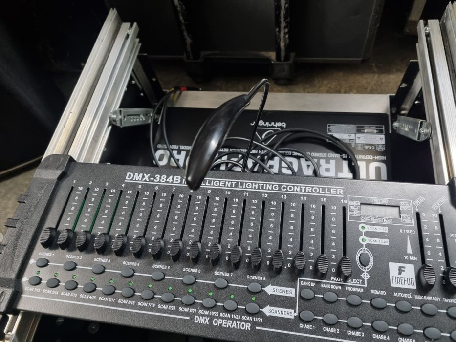 Sterownik DMX 384 kanały+ lampka