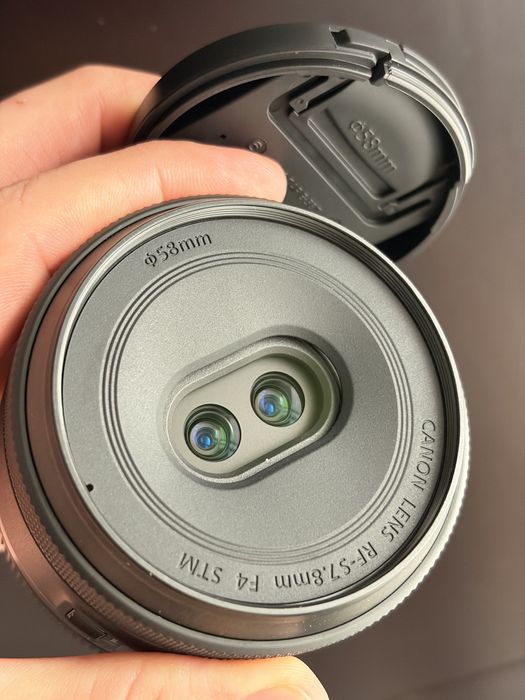 Canon RF-S 7.8mm f4 dual lens nova