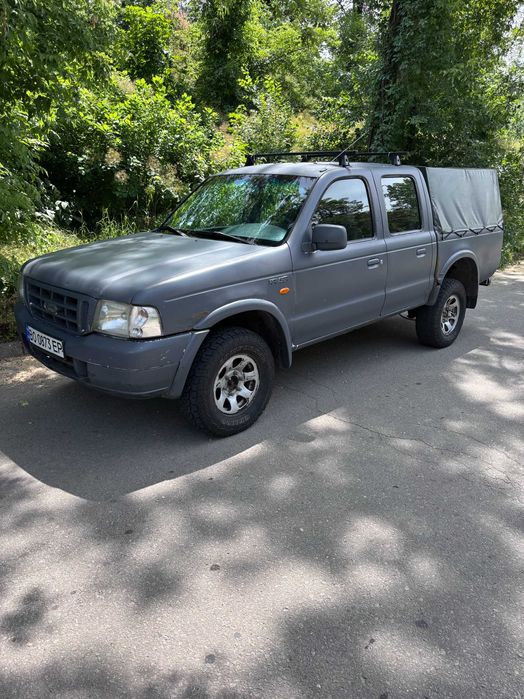 Пікап Ford Ranger 2005 рік 2.5дизель повний привід 4х4.