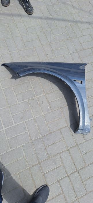 Меган 2 переднє крило