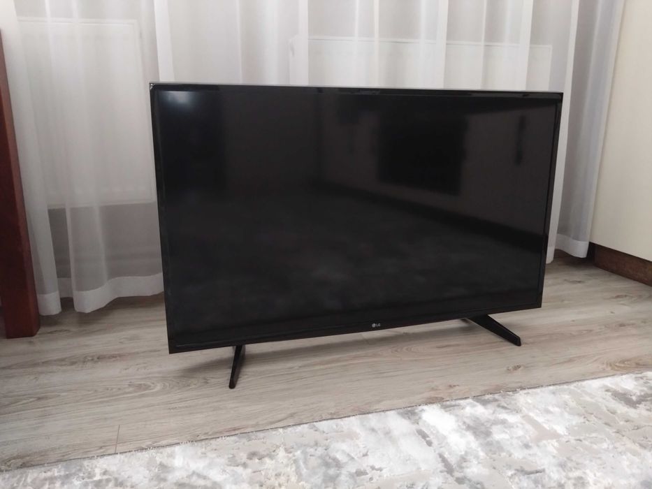 Продам телевізор LG 42 дюйма