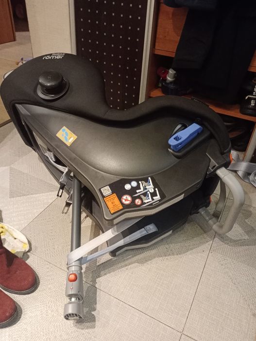 KATOWICE Fotelik RWF Britax MAX WAY Plus tyłem Storm Grey