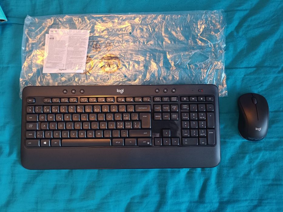 Logitech MK540 Advanced