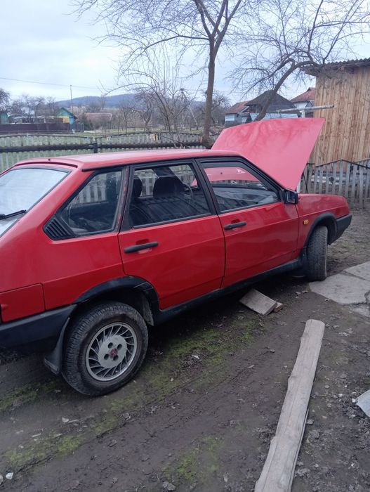 Ваз-2109 1990.року випуску мотор 1.3.бензин.Ціна договірна