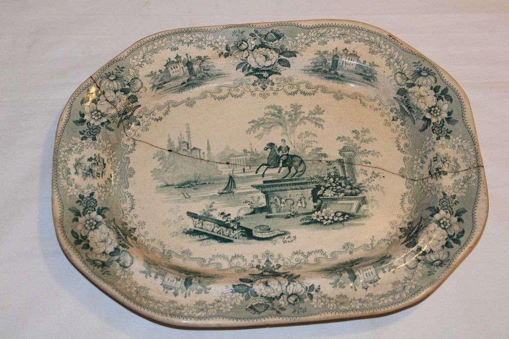 Travessa Faiança Inglesa, carimbo "Stone China  - C J SHAM",  sec XlX