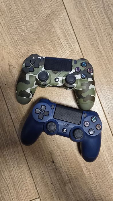 Zestaw: 2x Pad PS4 DualShock 4 v2 - Prawie nieużywane