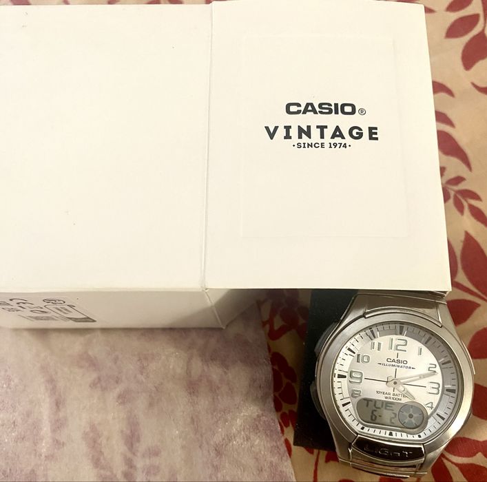 Relógio vintage Casio AQ-180W ,raro,impecavel c/caixa