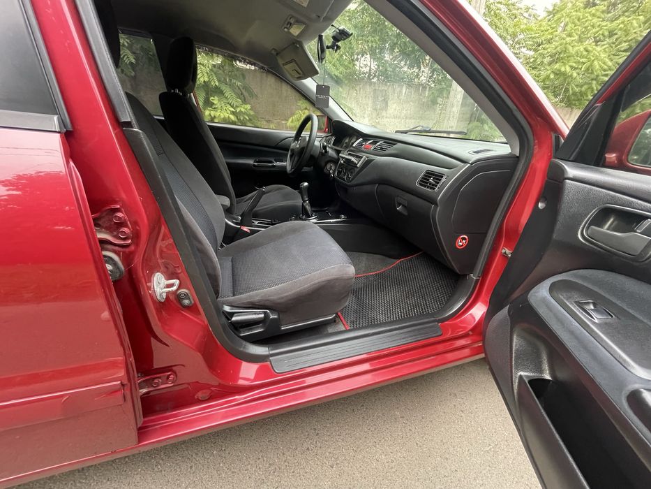 Mitsubishi Lancer 1.6 Газ