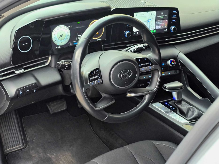 Hyundai Elantra 2020г.в. 2.0 автомат, бензин