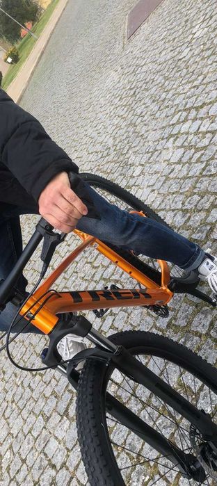 Bicicleta Trek Marlin 6 (COMO NOVA)