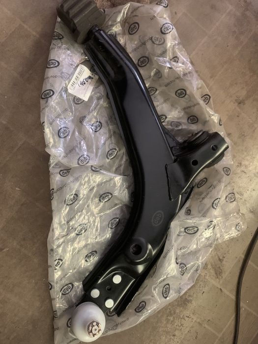 Рычаг Ланос "Aplus" левый в сборе