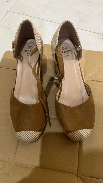 Sapatos Salto Alto Seaside Sapatos Salto Alto Sapatos De Cunha Seaside  Sapatos De Cunha Camel, image size:2268x4032