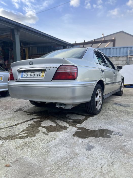 Honda Accord VI 1.8 136cv