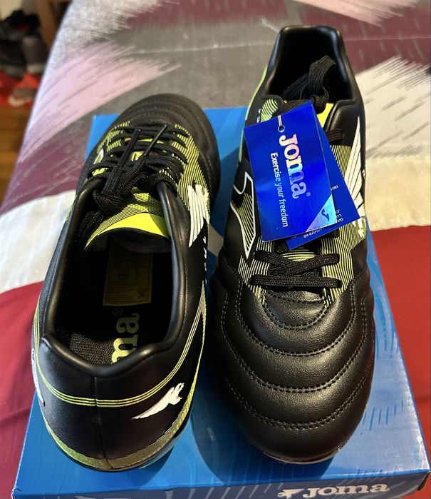 Chuteiras da Joma Novas en caixa