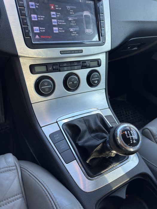 Volkswagen pasat b6 2.0 TDI 6 ст.