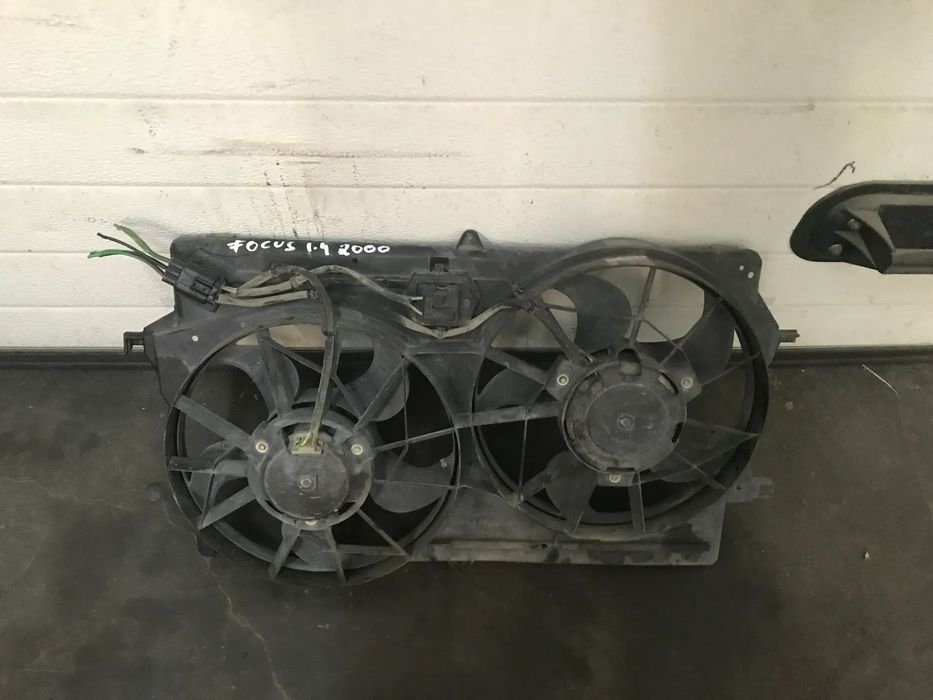 TERMOVENTILADOR FORD FOCUS MK1 98-03 0130303871 98AB-8C607-DL