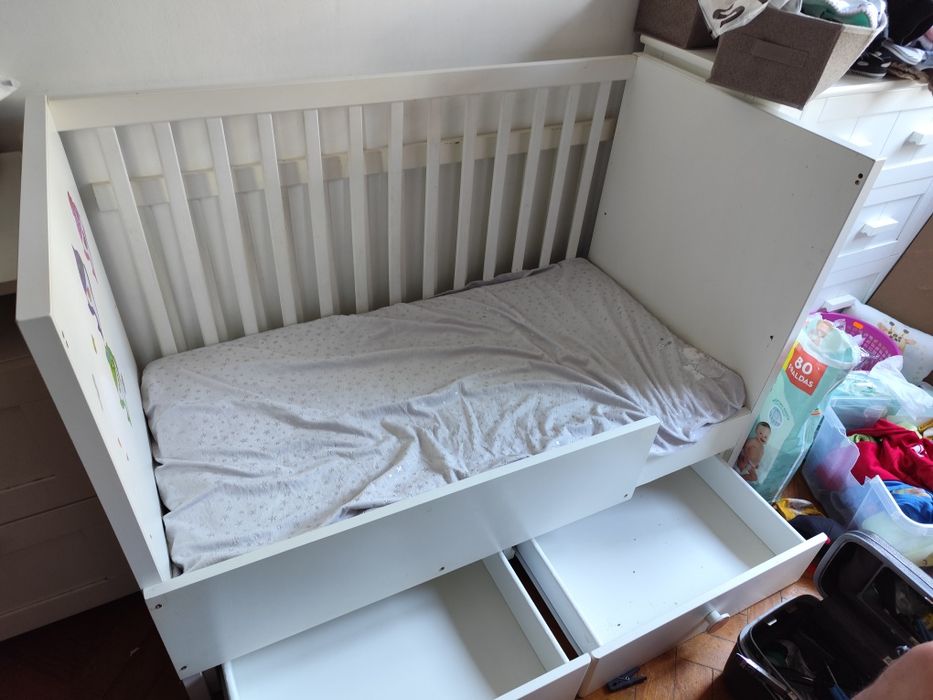 Berço com 2 gavetas