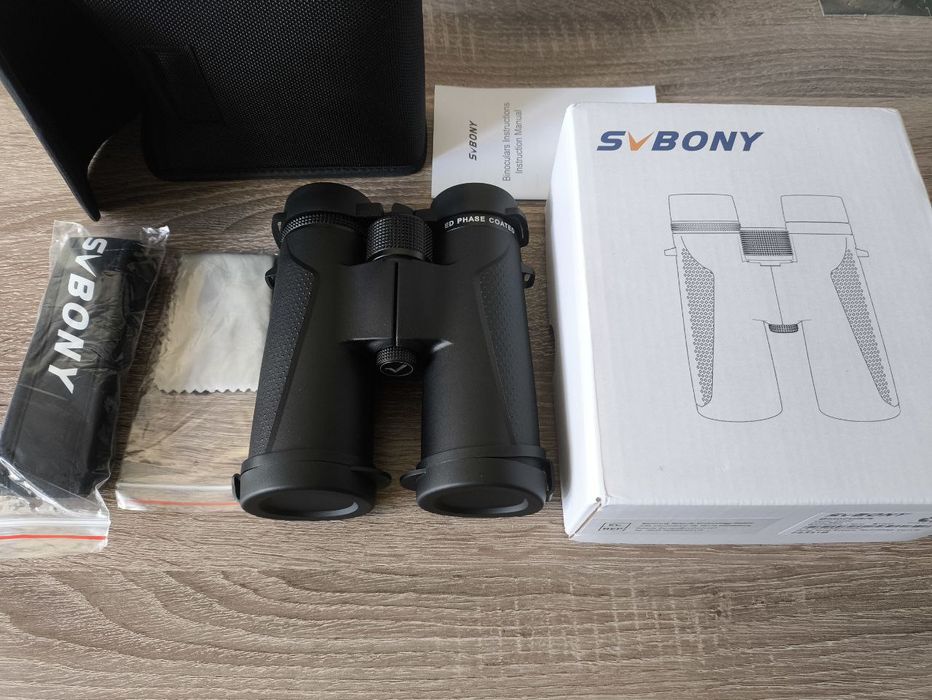 Бинокль Svbony SV202 10X42 ED, водонепроницаемый, полный комплект
